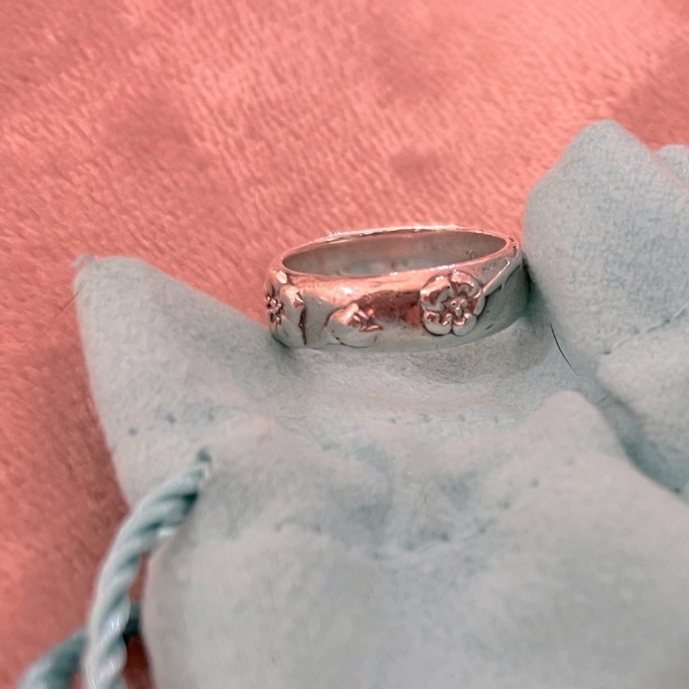 Vintage Tiffany flower ring
